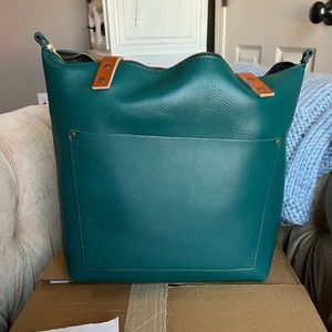NIB Portland Leather Goods Med. Zip Peacock 🦚 w/ Tan handle Tote 🦄